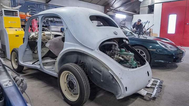 Remise en état de véhicules.